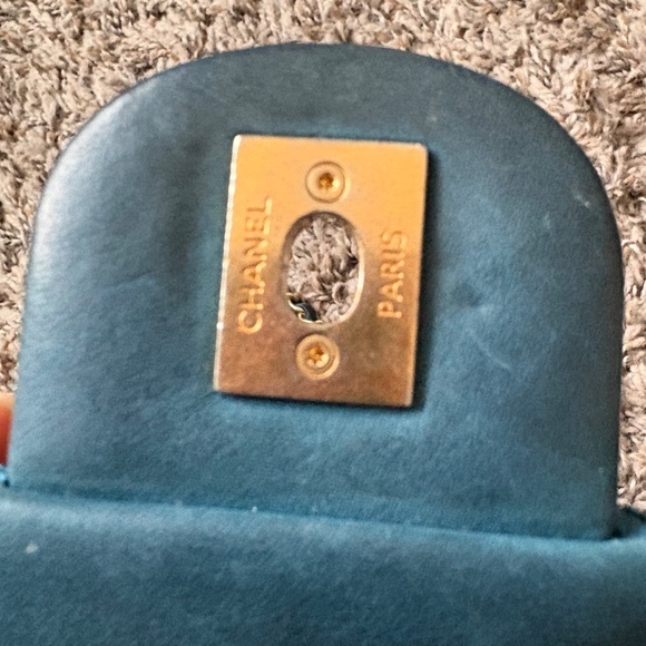 Chanel Small Chic Quilt Flap Bag - Picture 12 of 13